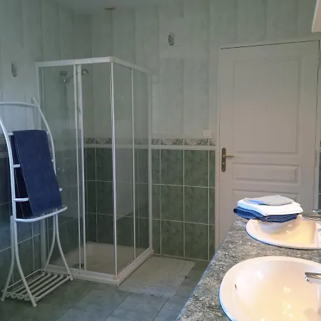 Privee Proche De Fougeres *