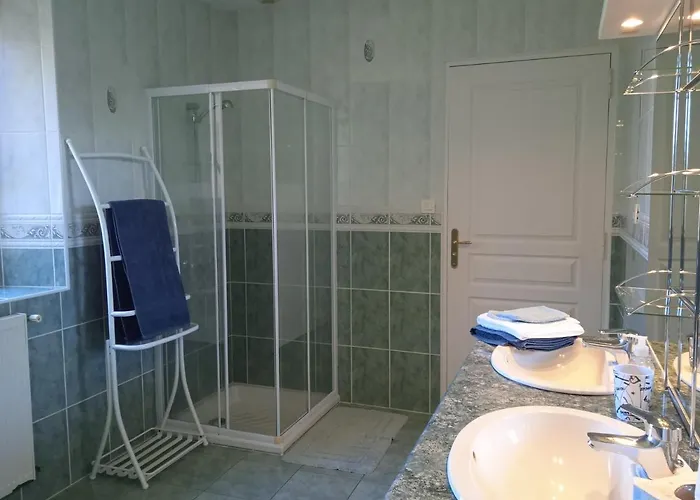 Privee Proche De Fougeres *