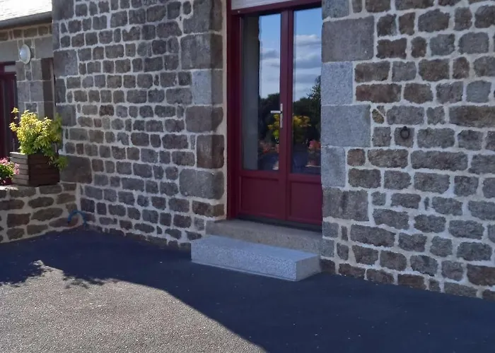 Privee Proche De Fougeres * Pontmain